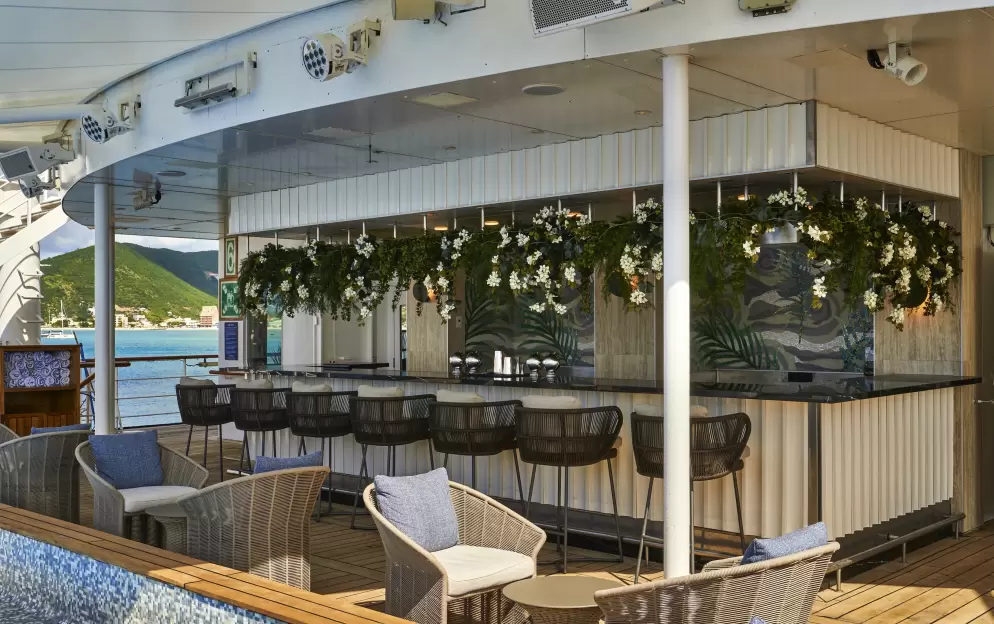 Windstar, Wind Surf, Pool Deck 9.jpg